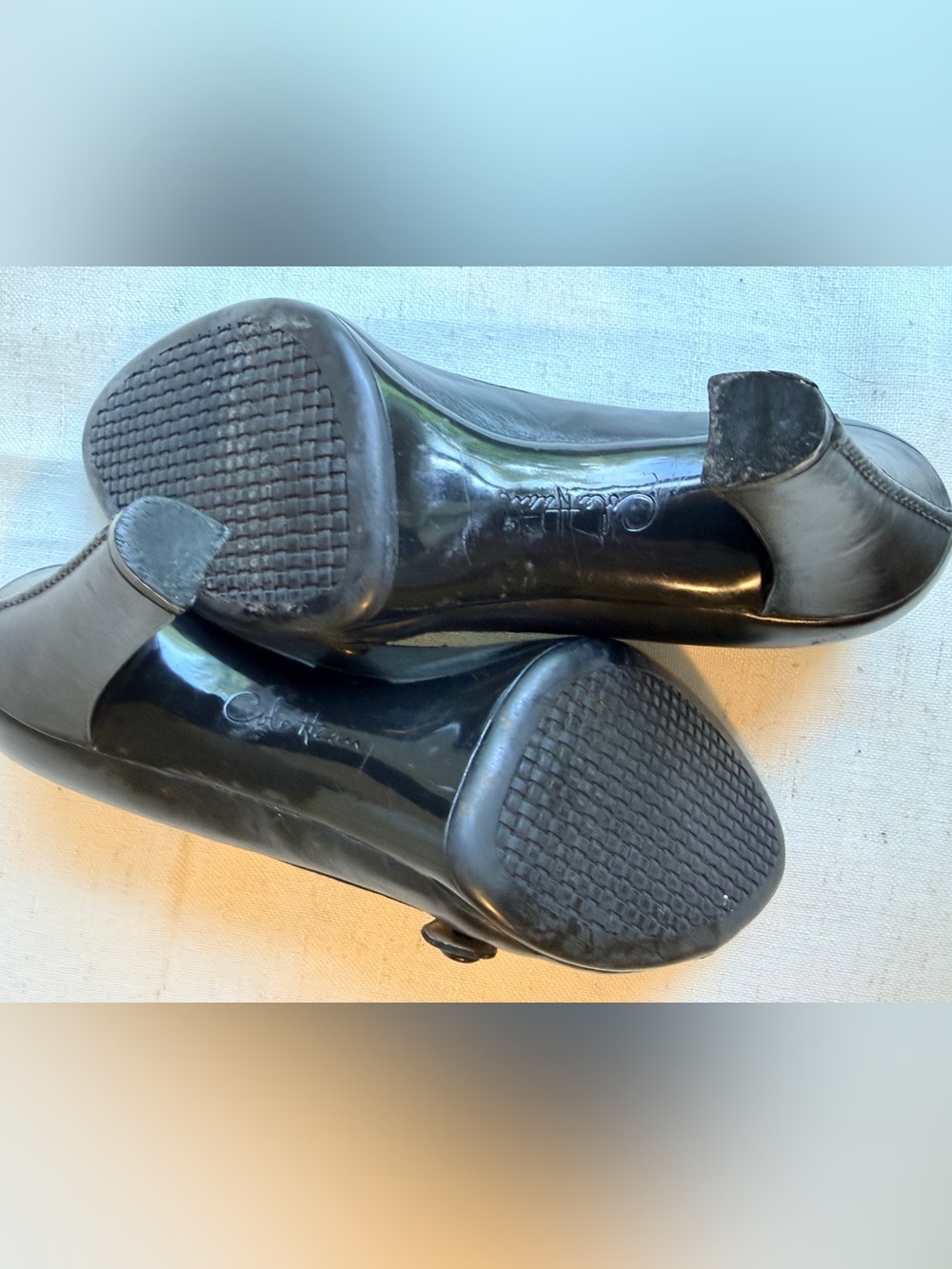 Cole Haan Vintage Black Leather Mary Jane Pumps Heels Size 9B Brazil - Picture 9 of 9